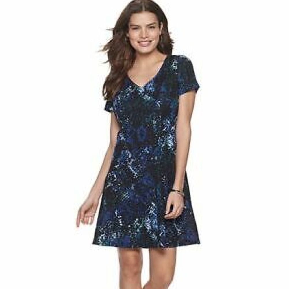 APT. 9 Fit and Flare V Neck Multicolor Dress